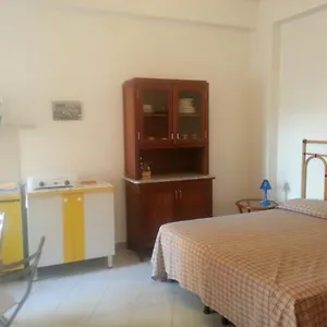 Casa Mazzini Yellow , Favignana Italia